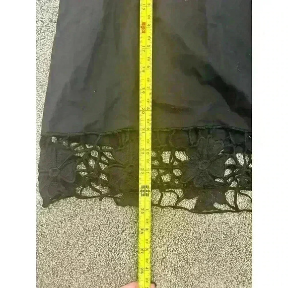 Bizz Crochet Lace Shirt size Medium - Picture 3 of 5